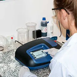 pce-instruments-abbe-refractometer-pce-drb-10-5862893_1179069.webp