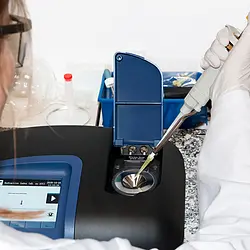 pce-instruments-abbe-refractometer-pce-drb-10-5862893_1179070.webp