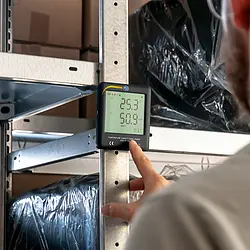 pce-instruments-thermo-hygrometer-pce-ht-112-5929449_1364774.webp